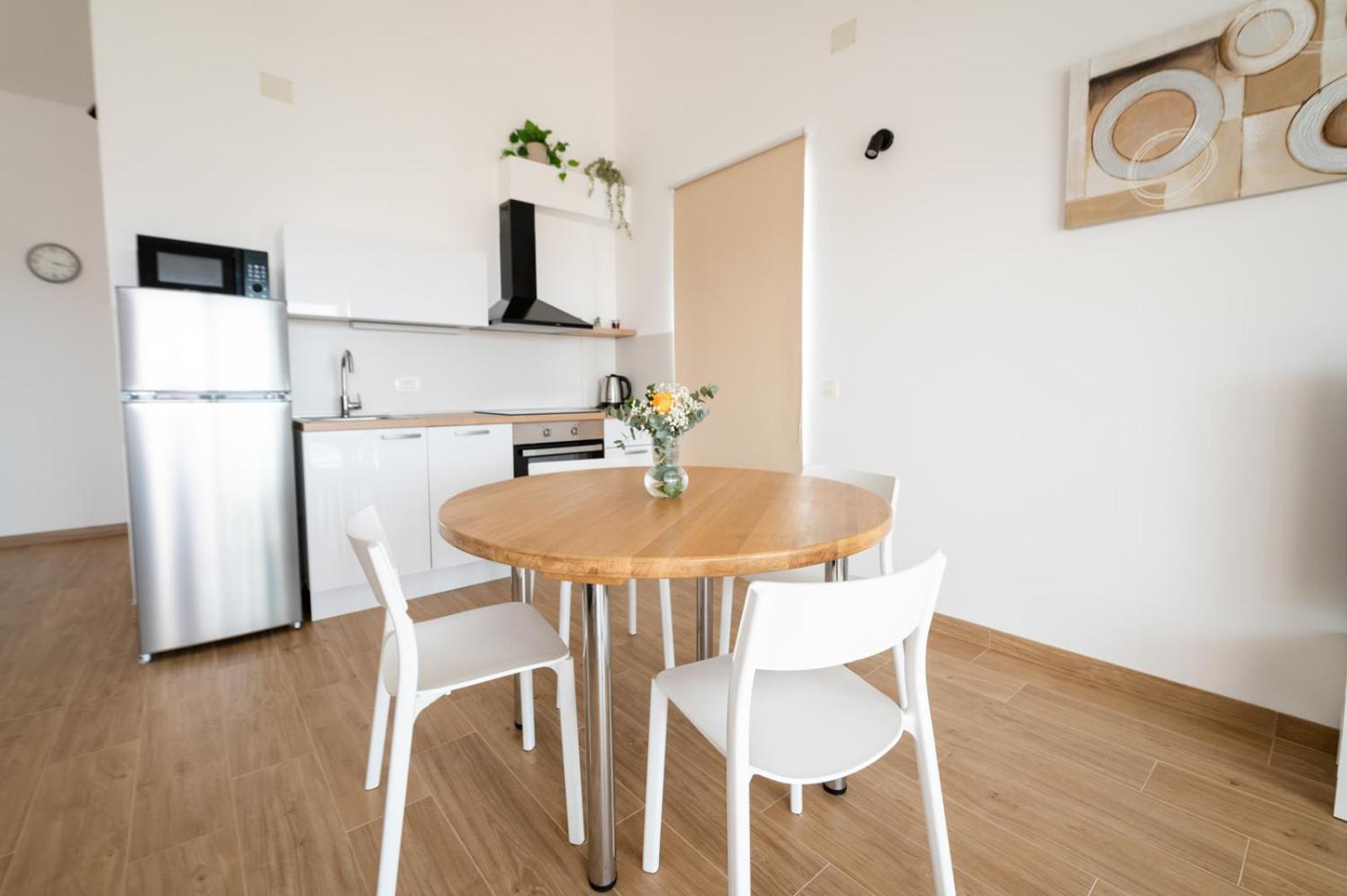 Apartments Piskulic 布罗达里卡 外观 照片